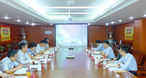 9月23日，公司董事长薛季民带队赴山东信任调研进建_幼.jpg