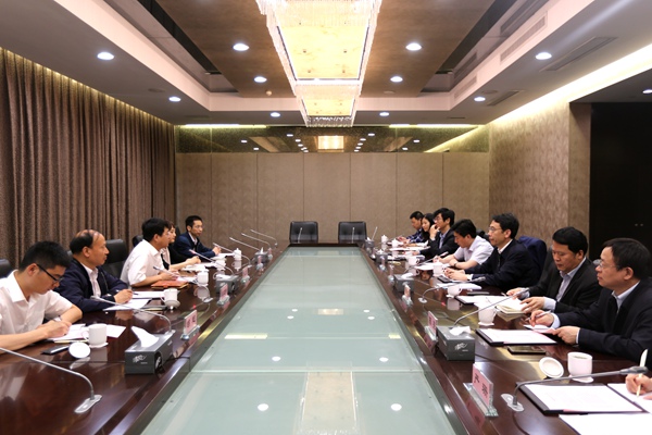 姚总座谈_幼.jpg