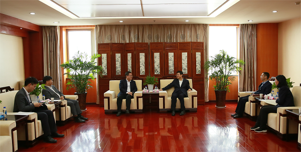 3月29日 公司与海南省农信联社发展业务互换座谈.png
