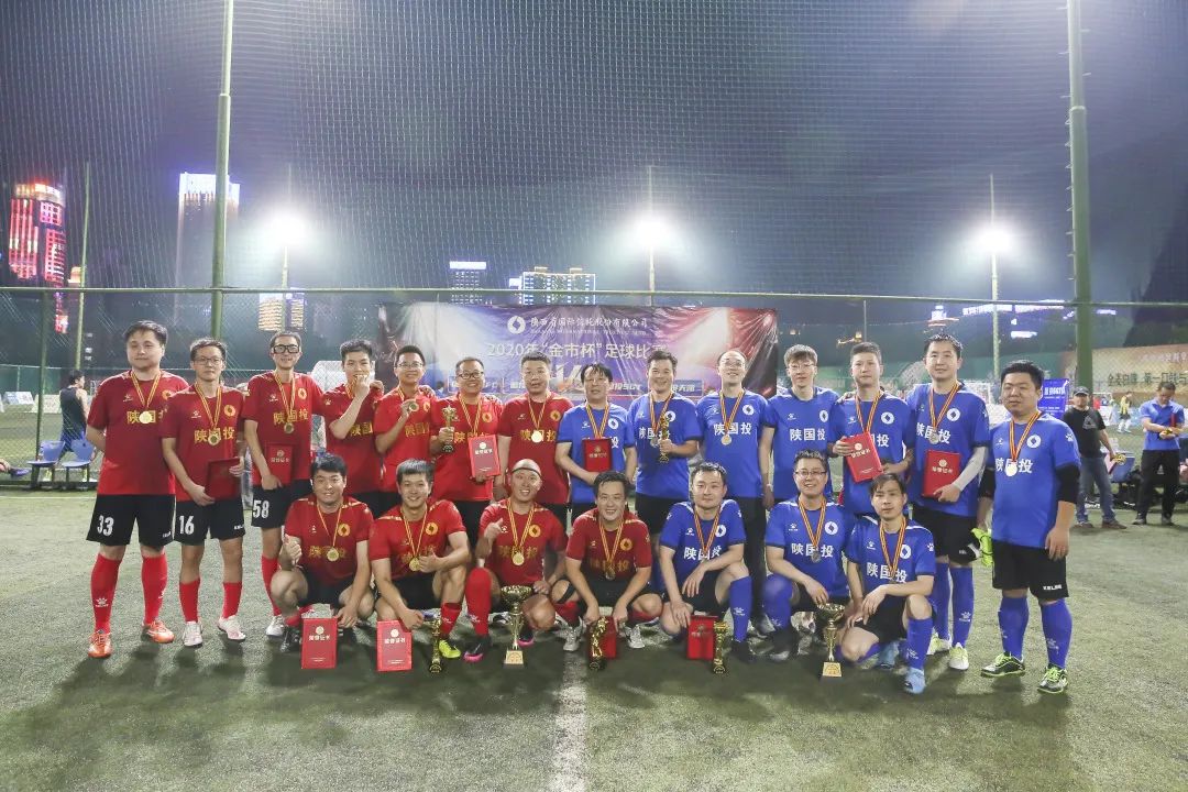 055.jpg
