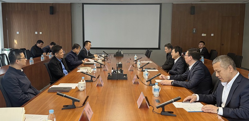 291711675675782736.jpg 3月28日 公司党委书记、董事长姚卫东带队造访信任保险基金公司党委书记、董事长肖璞.jpg